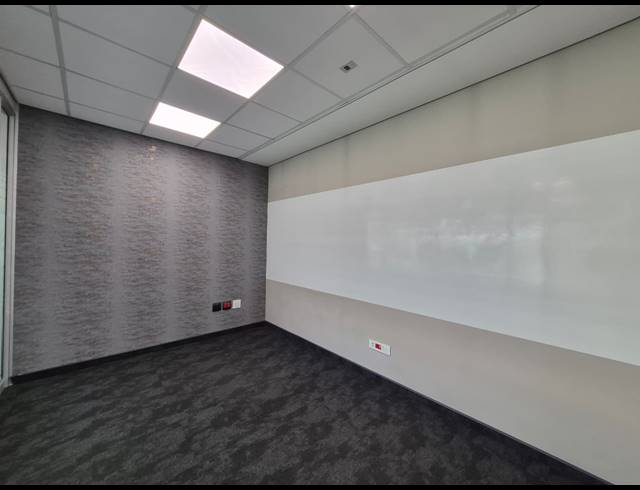 274M² OFFICE FOR SALE IN ILLOVO